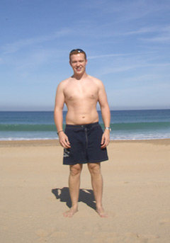 Alex antes de usar La Verdad Sobre Los Abdominales Perfectos